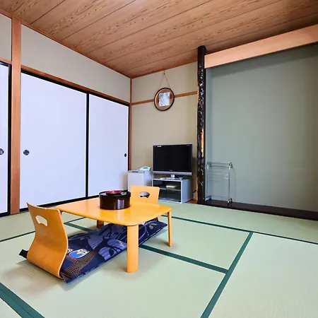 Oyado Hachibei Hotel Takayama  Exterior photo